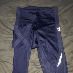 Compression leggings